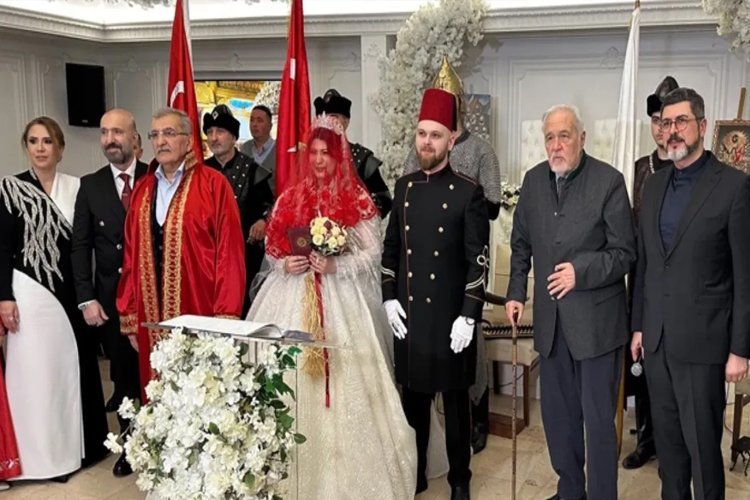 Abdülhamid'in torunlarından Atatürk ve Cumhuriyet açıklaması