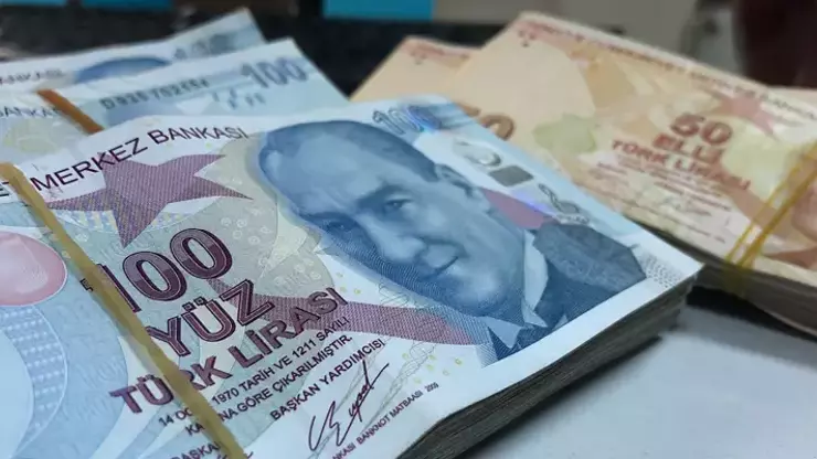 Emeklilerin bayram ikramiyesi belli oldu