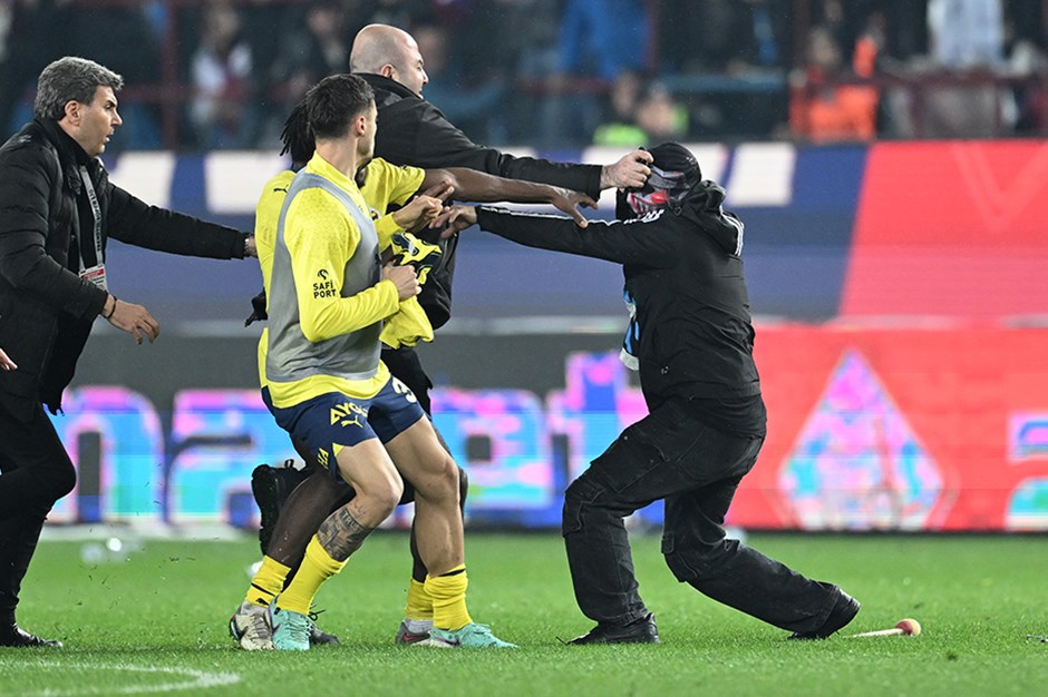 Fenerbahçeli futbolcular hakkında suç duyurusu