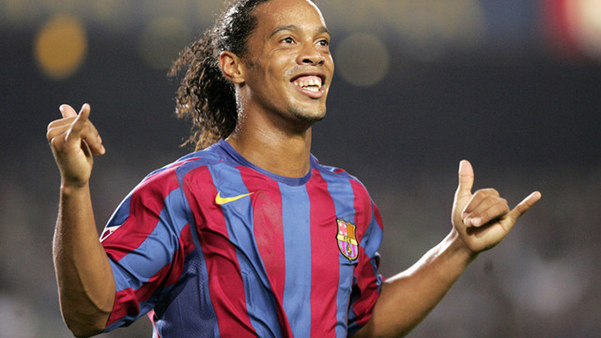 Ronaldinho'dan hayranları üzen