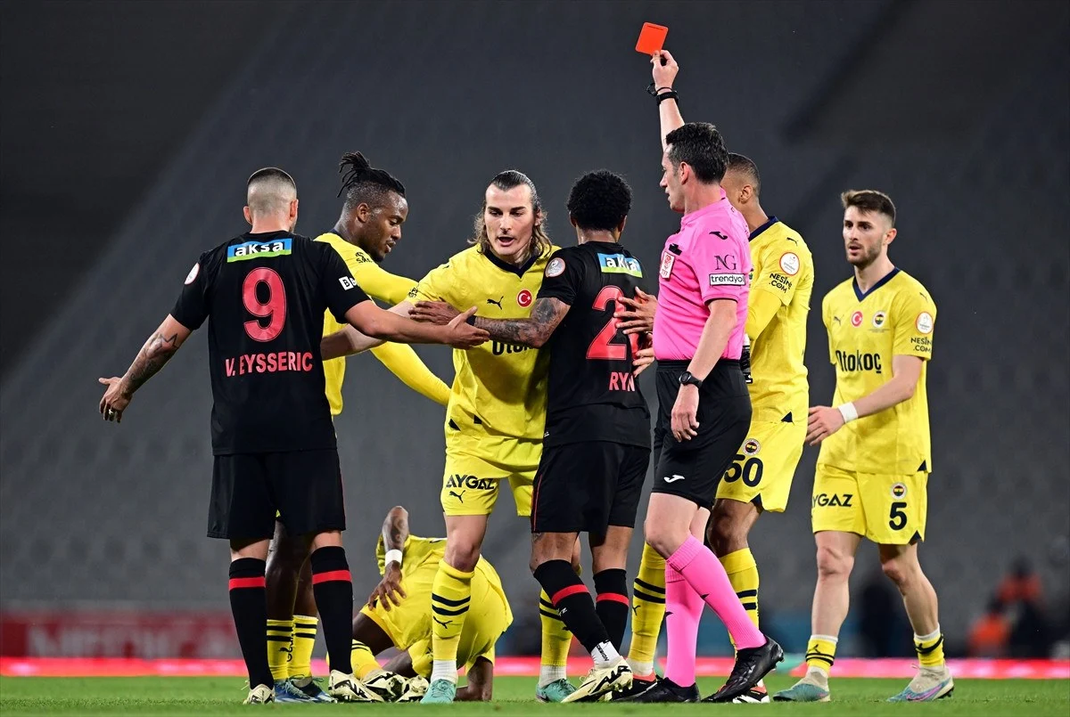 3 puanın sahibi Fenerbahçe oldu!