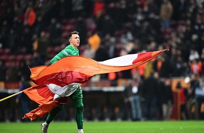 Fernando Muslera Süper Lig tarihine geçmeyi başardı