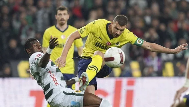 Fenerbahçe deplasmanda Konyaspor ile 0-0 berabere kaldı