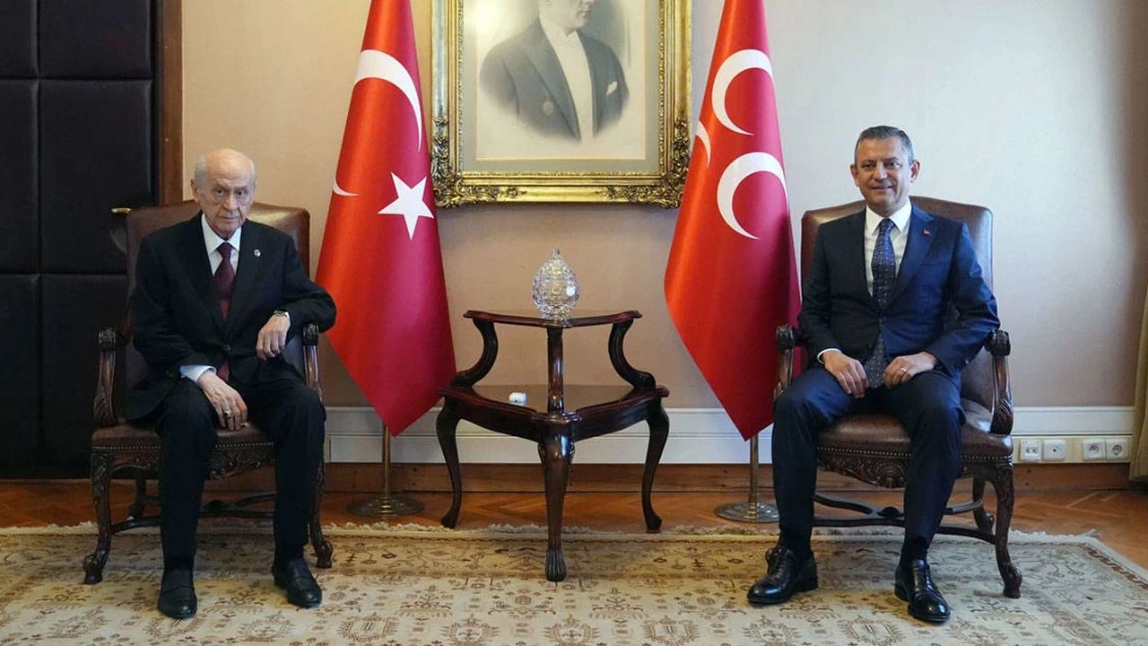 Özgür Özel açıkladı! Devlet Bahçeli ile ne konuştular?