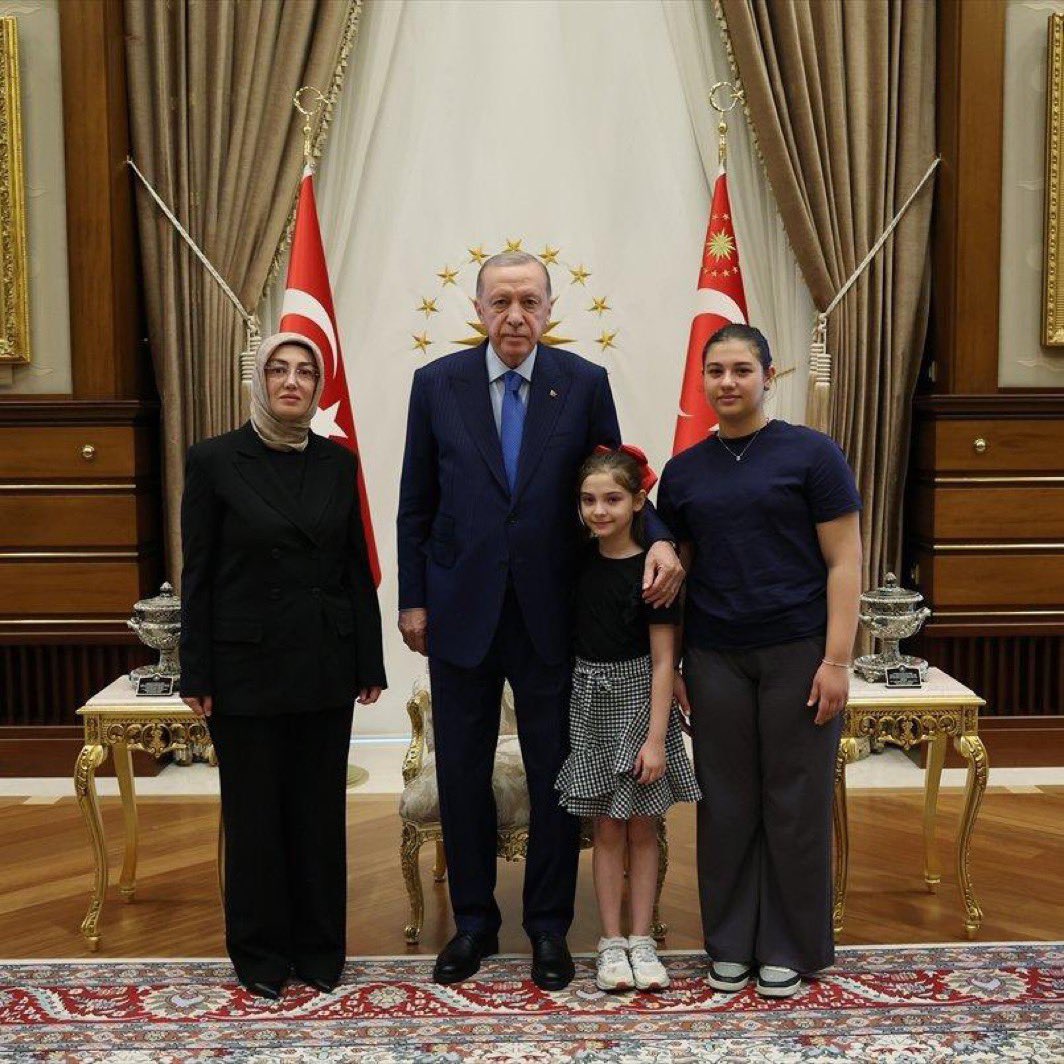 Cumhurbaşkanı Erdoğan ile görüşmesinin ardından Ayşe Ateş’ten ilk açıklama