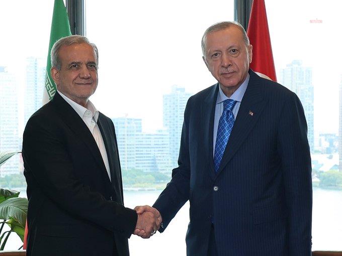 Cumhurbaşkanı Erdoğan, İran C.Başkanı Pezeşkiyan ile New York'ta bir araya geldi