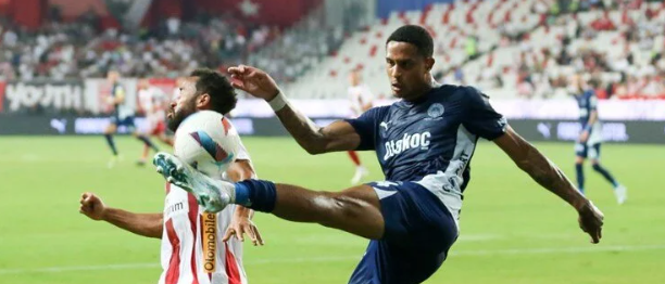 Fenerbahçe'den Antalya galibiyeti
