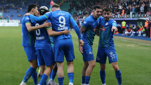Rizespor sahasında Antalyaspor'u 2-1 mağlup etti
