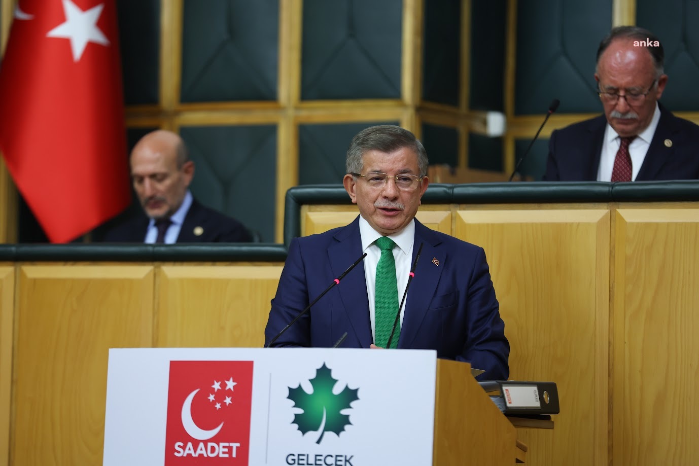 Davutoğlu, Cumhurbaşkanı Erdoğan ve MHP lideri Bahçeli'ye seslendi