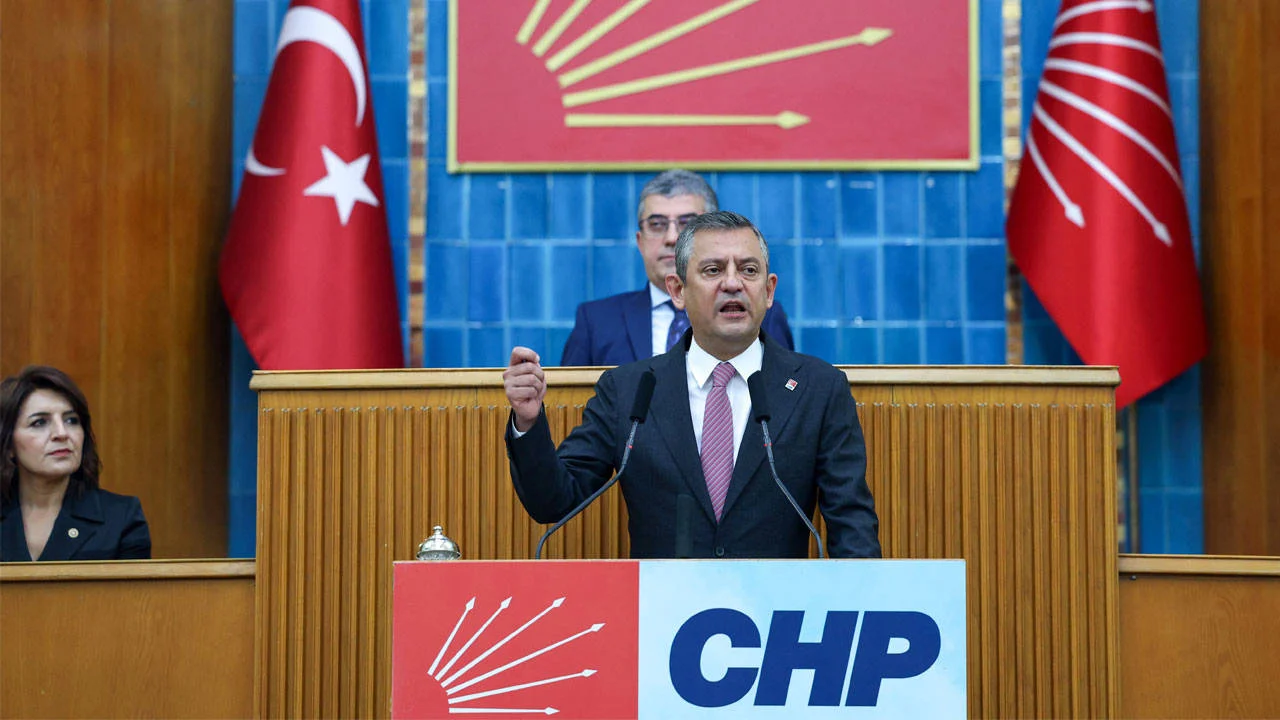 Özgür Özel'den Cumhurbaşkanı Erdoğan'a 'atanamayan öğretmen' tepkisi: