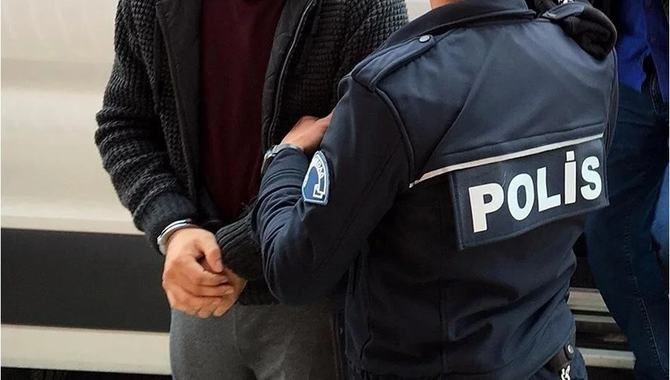 DAEŞ operasyonunda gözaltına alınan 12 şüpheliden 3'ü tutuklandı
