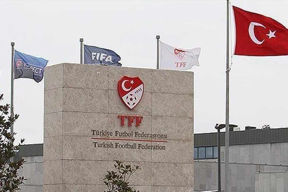 Galatasaray ve Fenerbahçe'ye para cezası