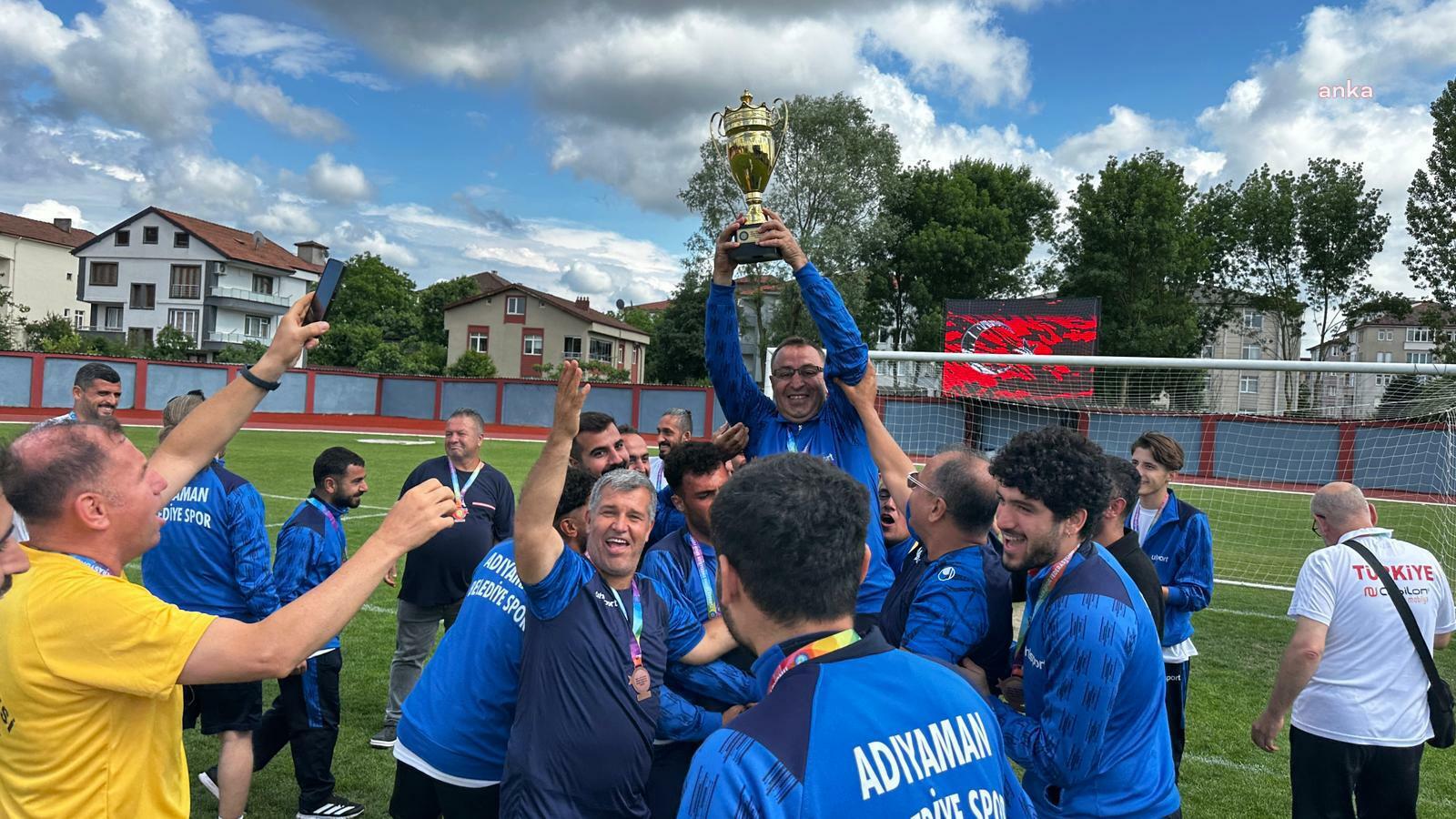 Adıyaman Belediyespor İşitme Engelliler Takımı'ndan üçüncülük!