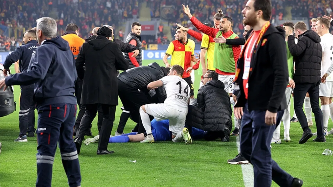 Altay kalecisini korner direğiyle yaralayan saldırganın cezası belli oldu!