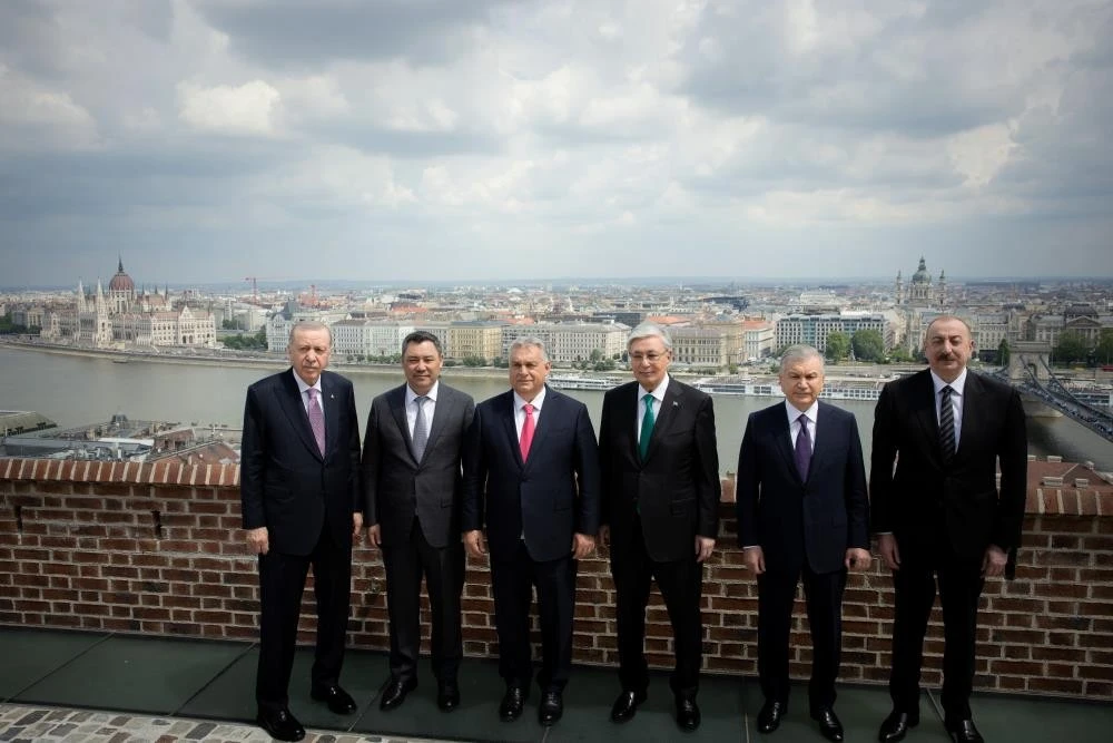 Cumhurbaşkanı Erdoğan, Kazakistan, Kırgızistan ve Azerbaycan Cumhurbaşkanları ile bir araya geldi