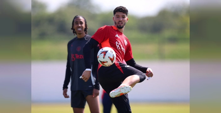 Altay Bayındır: Manchester United'da güvenilir bir liman
