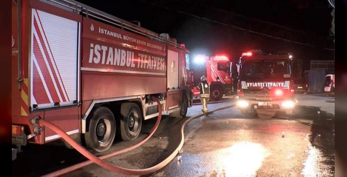 Kayabaşı'nda madeni eşya fabrikasında yangın