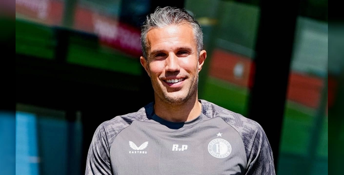 Robin van Persie'den Fenerbahçe açıklaması: 'Harika bir eşleşme'