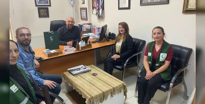 Yeşilay Kars Şubesi, Kafkas Üniversitesi'nde iş birliği görüşmesi yaptı