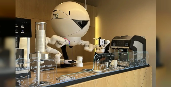 Amman'da kahvenizi robot hazırlıyor: Teknoloji harikası kafe büyük ilgi görüyor!