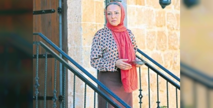 Uzak Şehir dizisinin Fidan'ı sosyal medyayı kasıp kavuruyor: Espri anlayışıyla zirvede!