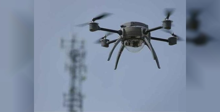 ABD'de polis dronları gökyüzünden izliyor: Arka bahçeler ve evler bile hedefte