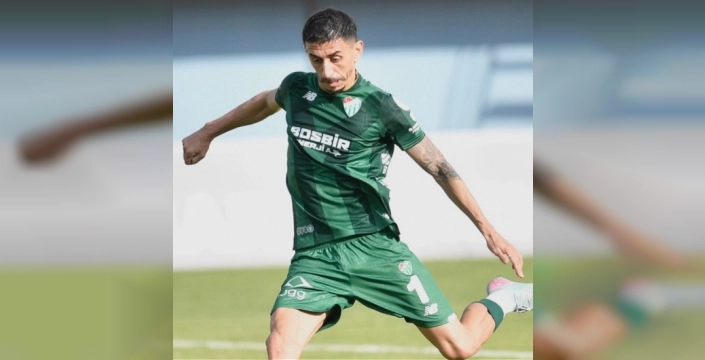 Bursaspor'da transfer ve kiralama hareketliliği: Sertaç Çam Elazığspor'a giderken, iki genç Nilüfer FK'ya kiralandı