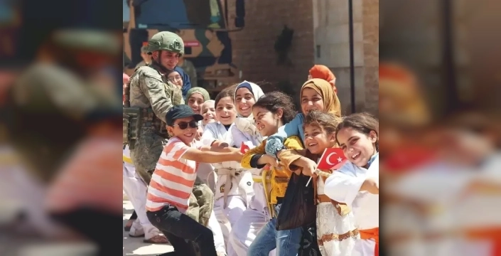 Tek kareyle dev mesaj: MSB'nin 'Günün Fotoğrafı' uygulaması dikkat çekiyor, İsrail'den bile tepki aldı!