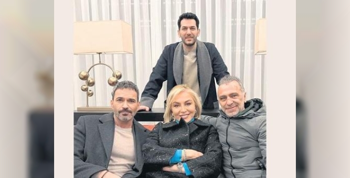 Dizinin 'fırtınalı' ailesinden set arası tatlı aile pozu!