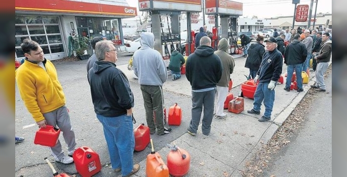 Enerji krizinde tırmanış: Petrol fiyatları uçtu, dünya önlem arayışında!