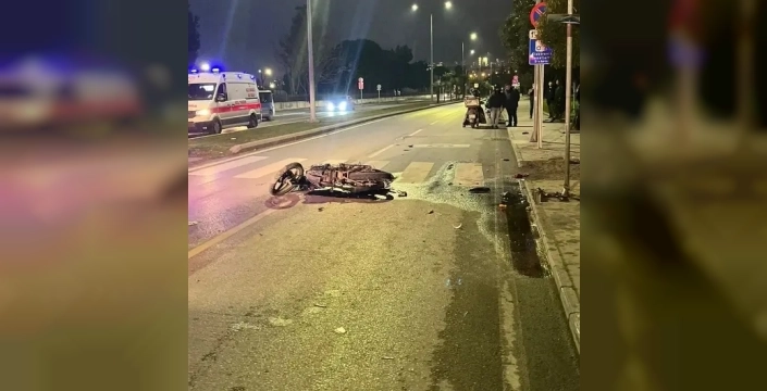 Samsun'da kan donduran kaza: Motosikletli genç hayatını kaybetti, bir kişi ağır yaralı