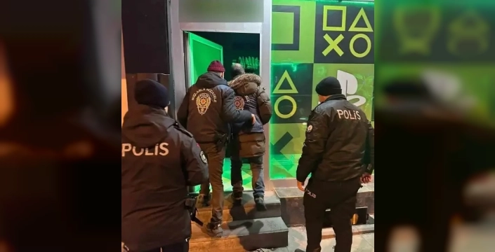 Samsun'da kumar oynayan 5 kişiye toplamda 58 bin lira ceza verildi