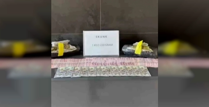 Ağrı'da nefes kesen operasyon: 1 kilo 220 gram skunk ele geçirildi, tacir tutuklandı!