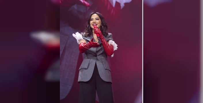 Ebru Gündeş'ten dudak uçuklatan estetik iddiaları: 10 milyon TL harcandı mı?