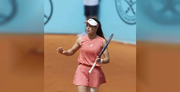 Madrid Açık'ta Türk rüzgarı: Zeynep Sönmez, İspanyol rakibini devirerek 3. tura yükseldi!