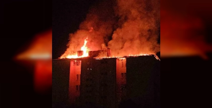 Nazilli Fen Lisesi yurdunda dehşet: Çatı alev alev yandı, 46 öğrenci apar topar kurtarıldı!
