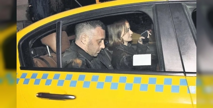 Trafik kilitlendi, Müge Bayramoğlu zor anlar yaşadı