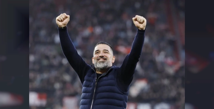 Arda Turan, Shakhtar Donetsk ile tarihi başarıya imza attı