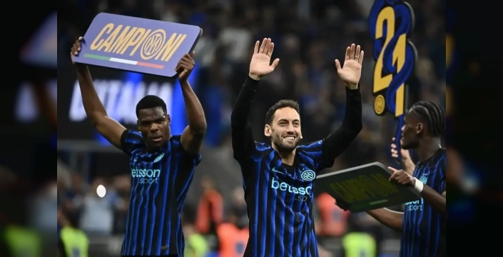 Çalhanoğlu'ndan zafer dansı: Inter, Serie A şampiyonluğunu ilan etti!