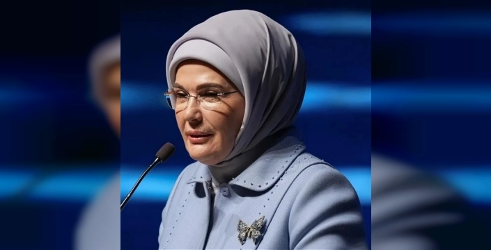 Emine Erdoğan'dan anneler günü mesajı: Anneler dünyanın en büyük ışığı
