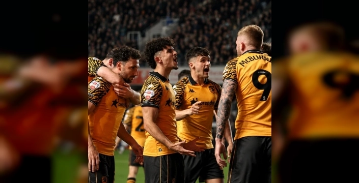 Hull City'nin final rakibi Southampton, Premier Lig için mücadele edecek