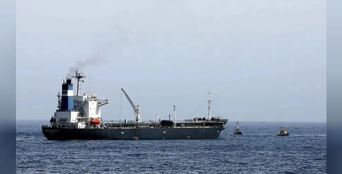 Hürmüz Boğazı'nda 'Özgürlük Projesi' petrolü düşürdü