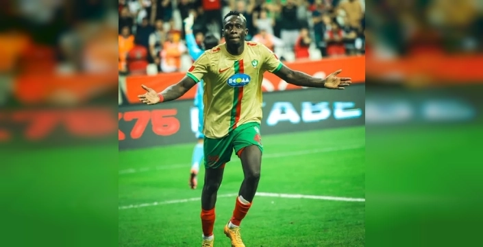 Mbaye Diagne: Süper Lig'de rekor kırmaya geri dönüyorum
