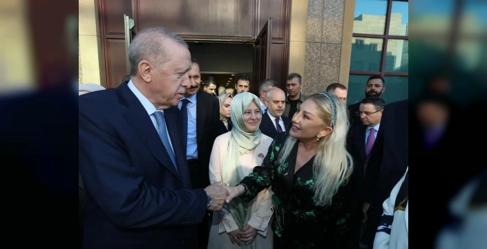 30 yıllık gurur: TÜRGEV, yıldızları ve gençleri Haliç'te buluşturdu