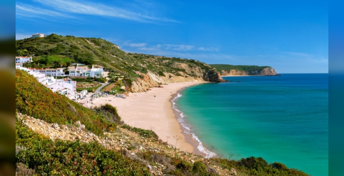 Algarve'yi deniz mi yutuyor? Portekiz 2 milyon ton kumla sahilleri kurtarmaya çalışıyor