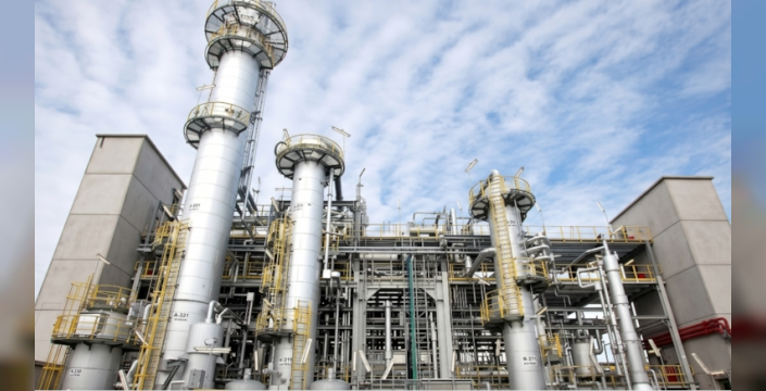 Alman kimya devi Evonik, 3.200 çalışanı işten çıkarıyor: Küresel yeniden yapılanma şoku!