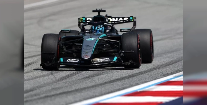 Avusturya GP'de pole pozisyonu Russell'a gitti ama inceleme altında, Verstappen kaza yaptı!