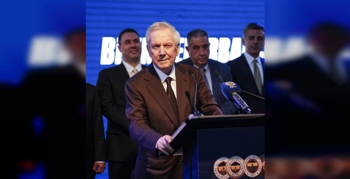 Aziz Yıldırım'dan şaşırtan hamle: Eski Beşiktaşlı yıldız Fenerbahçe'ye mi geliyor?
