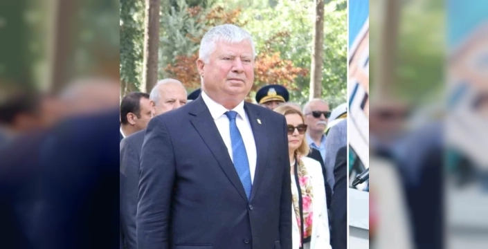 Cemil Tugay'ın istifası sonrası İzmir'de istifalar ardı ardına geldi