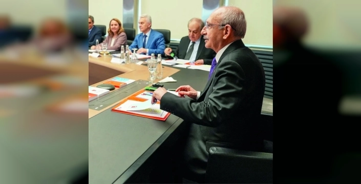 CHP'de karmaşa sürüyor: 8 vekilin savunması alınacak, Gökhan Günaydın'ın önü açıldı